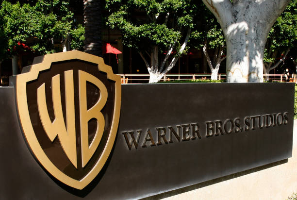 Warner Bros lines up rejection of Paramount’s $108bn takeover push