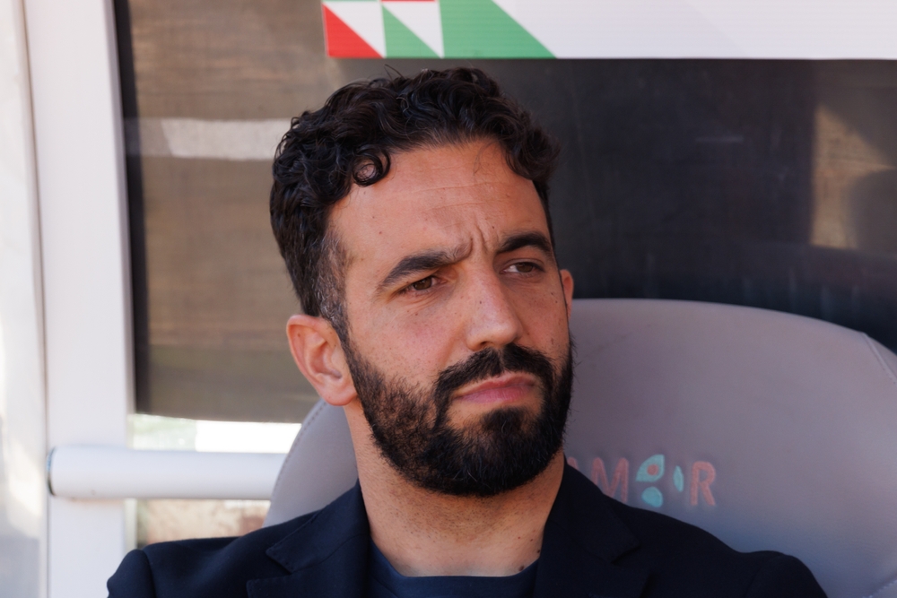 Amorim Accepts Scrutiny as Manchester United Lag Behind Expectations