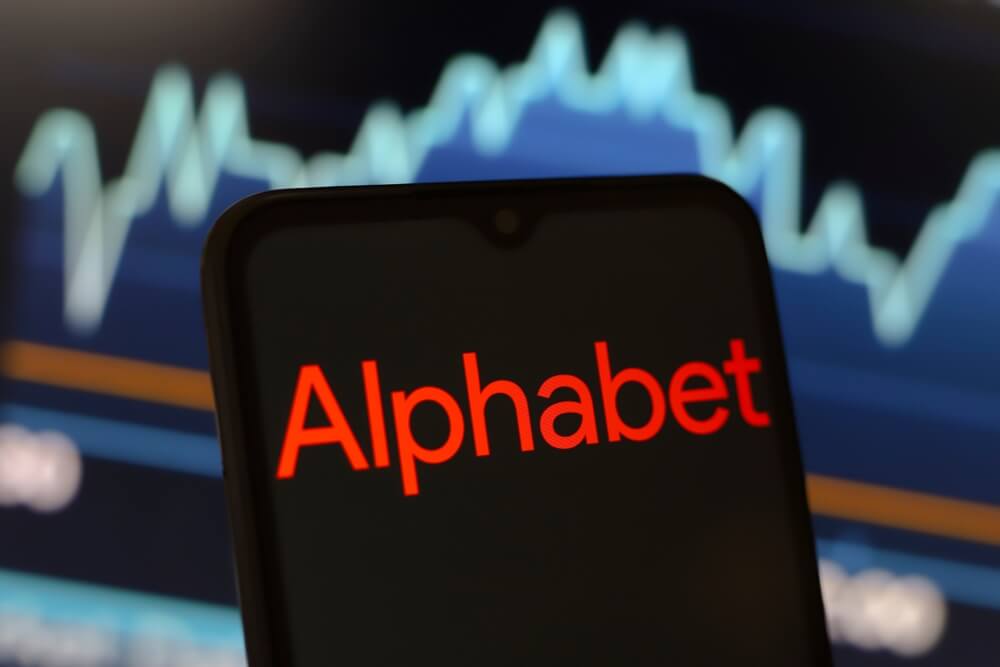 Alphabet Hits $4 Trillion as AI Innovation Fuels Market Surge