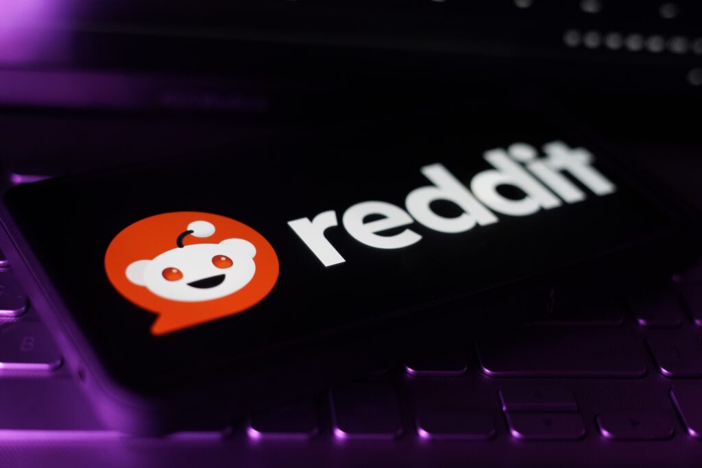 Reddit Overtakes TikTok in UK as Gen Z Seek Human Answers