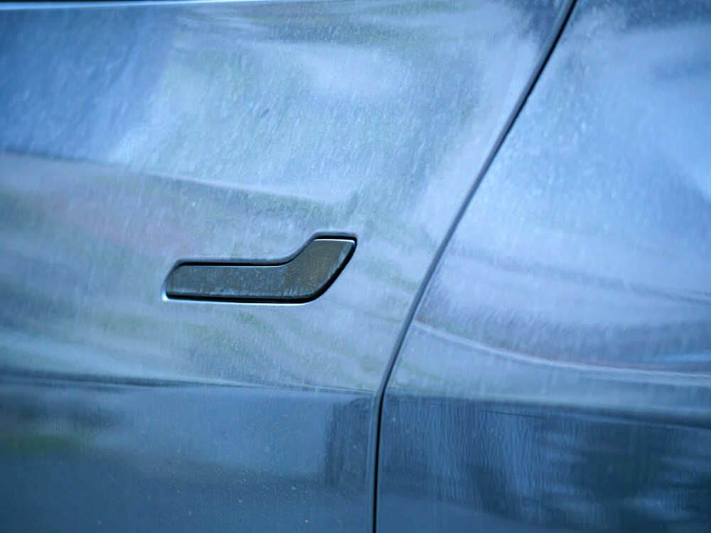 China Cracks Down on Hidden Door Handles in Electric Cars